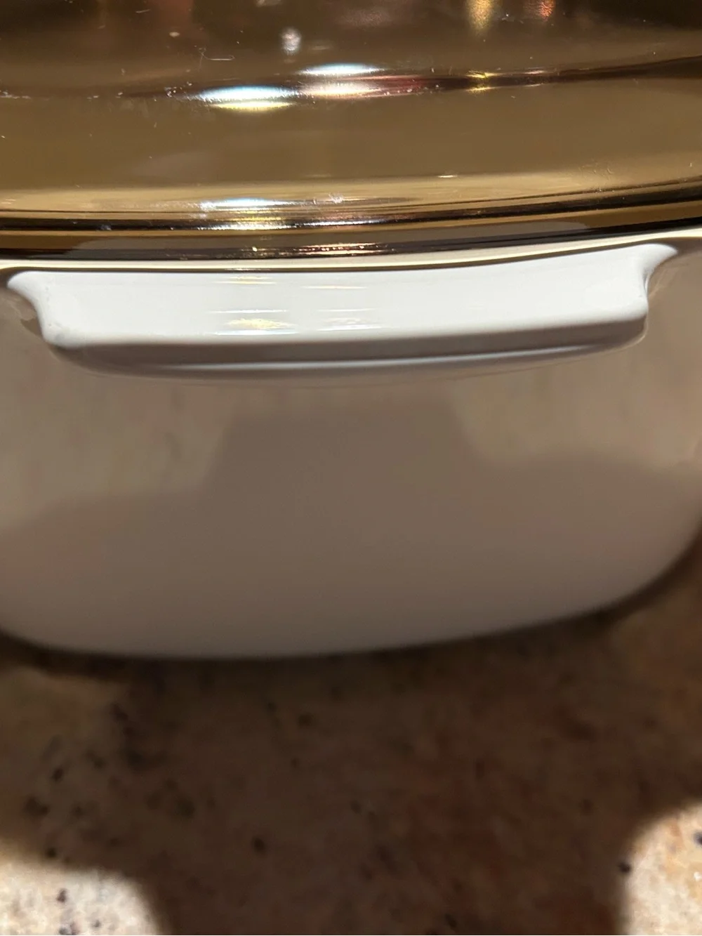 Corningware “Forever Yours” #A-3-B 3 liter Casserole w/Brown Pyrex  Lid A-9-C.